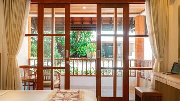 Deluxe Room | Balcony view