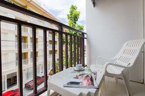 Standard Twin Room | Balcony - Thai Siam (Patong)