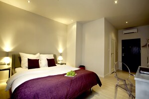 Basic Double Room - Platinum Apartments (Warsaw)