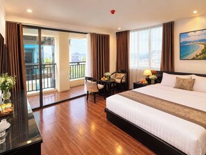 View from room - Victorian Nha Trang Hotel (Nha Trang)