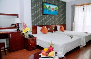 Senior Deluxe Twin | Minibar, in-room safe, desk, blackout drapes - Victorian Nha Trang Hotel (Nha Trang)