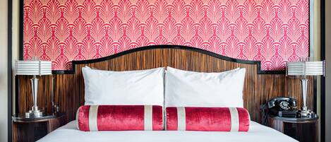 Premium bedding, minibar, in-room safe, desk