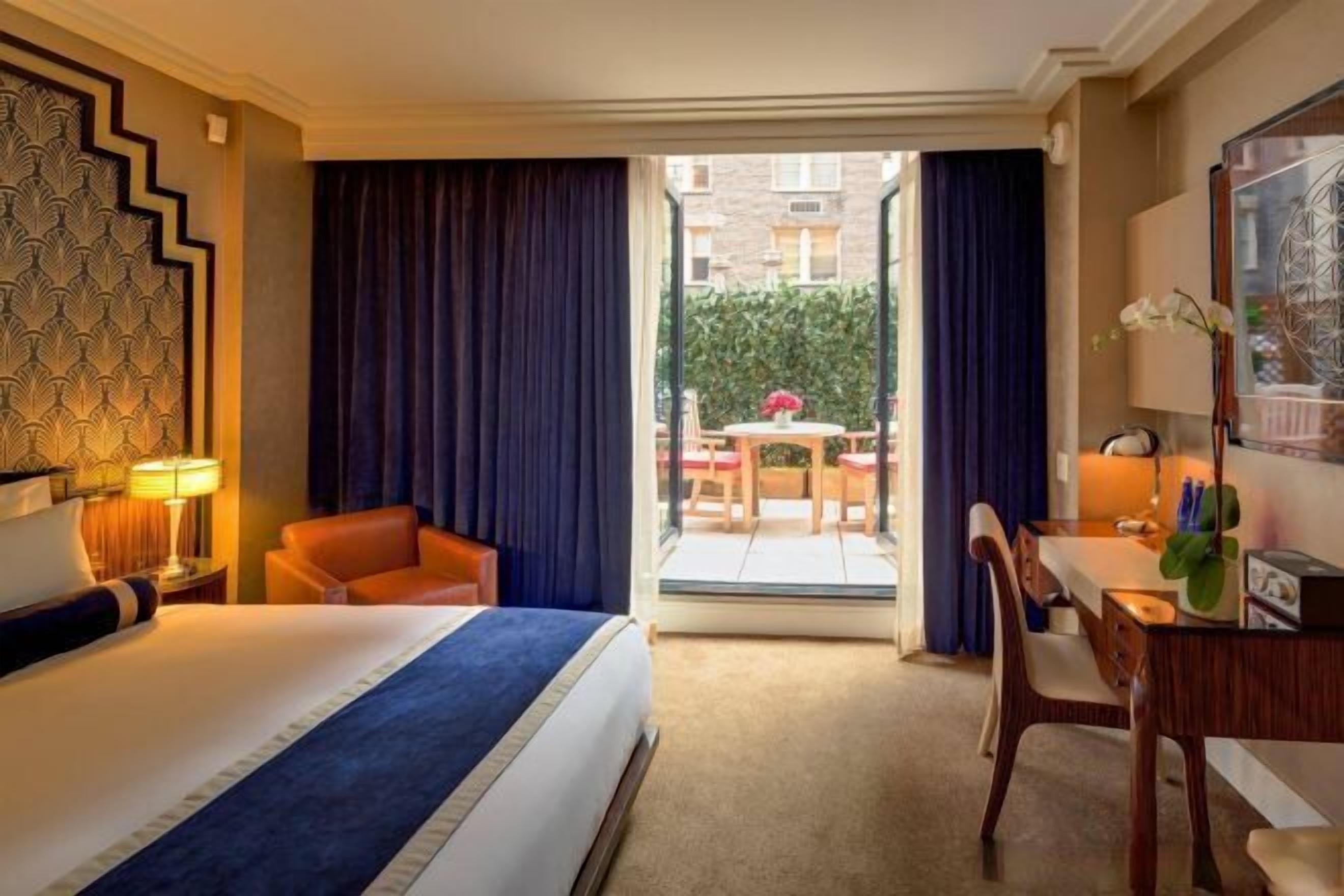 Premium bedding, minibar, in-room safe, desk