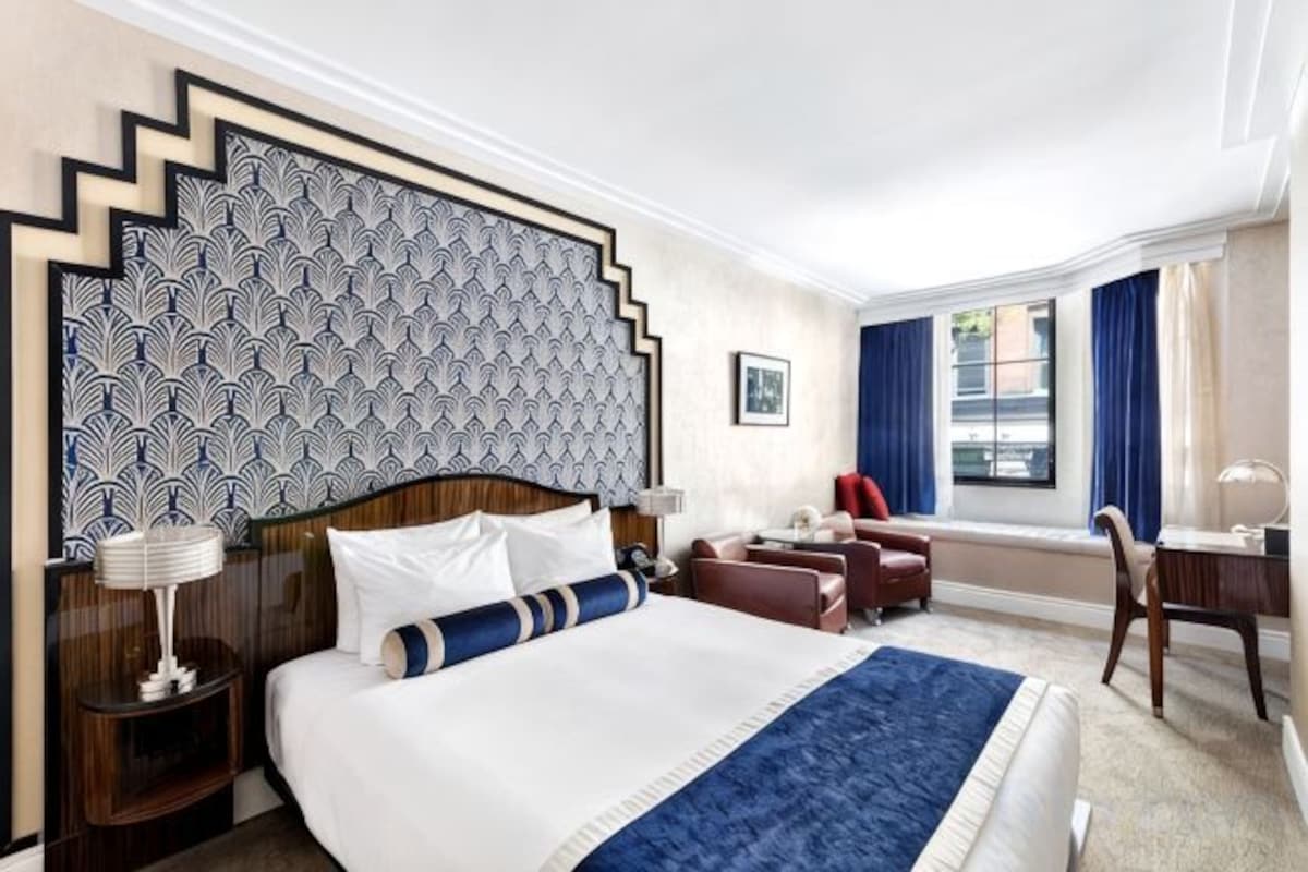 Waverly King Room
