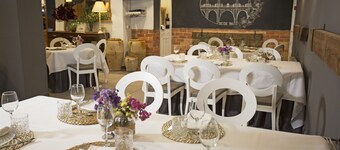Hostal Savoy