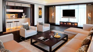 1 bedroom, minibar, in-room safe, desk