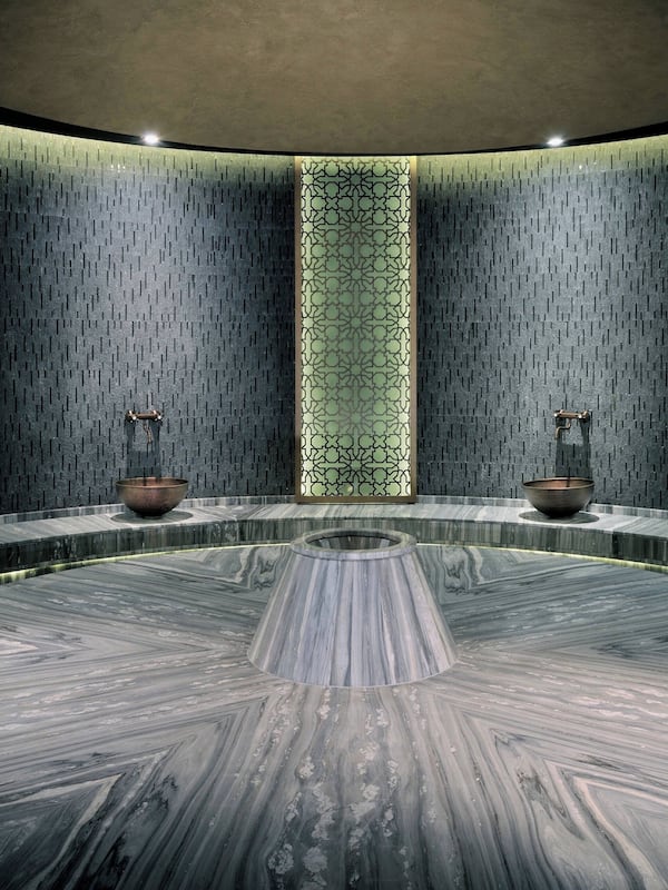Couples treatment rooms, sauna, hot tub, steam room, body treatments
