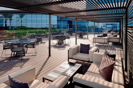 JW Marriott Marquis Hotel Dubai - Image 10