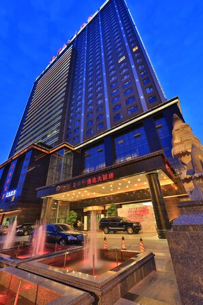 Exterior - Ramada Chengdu North (Chengdu)