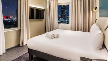 Double Room, 1 Double Bed, City View | Hypo-allergenic bedding, desk, blackout curtains, soundproofing