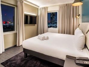 Double Room, 1 Double Bed, City View | Hypo-allergenic bedding, desk, blackout curtains, soundproofing - ibis London Blackfriars (London)