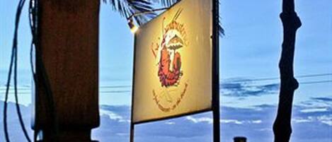 Breakfast, lunch, dinner served; international cuisine, beach views