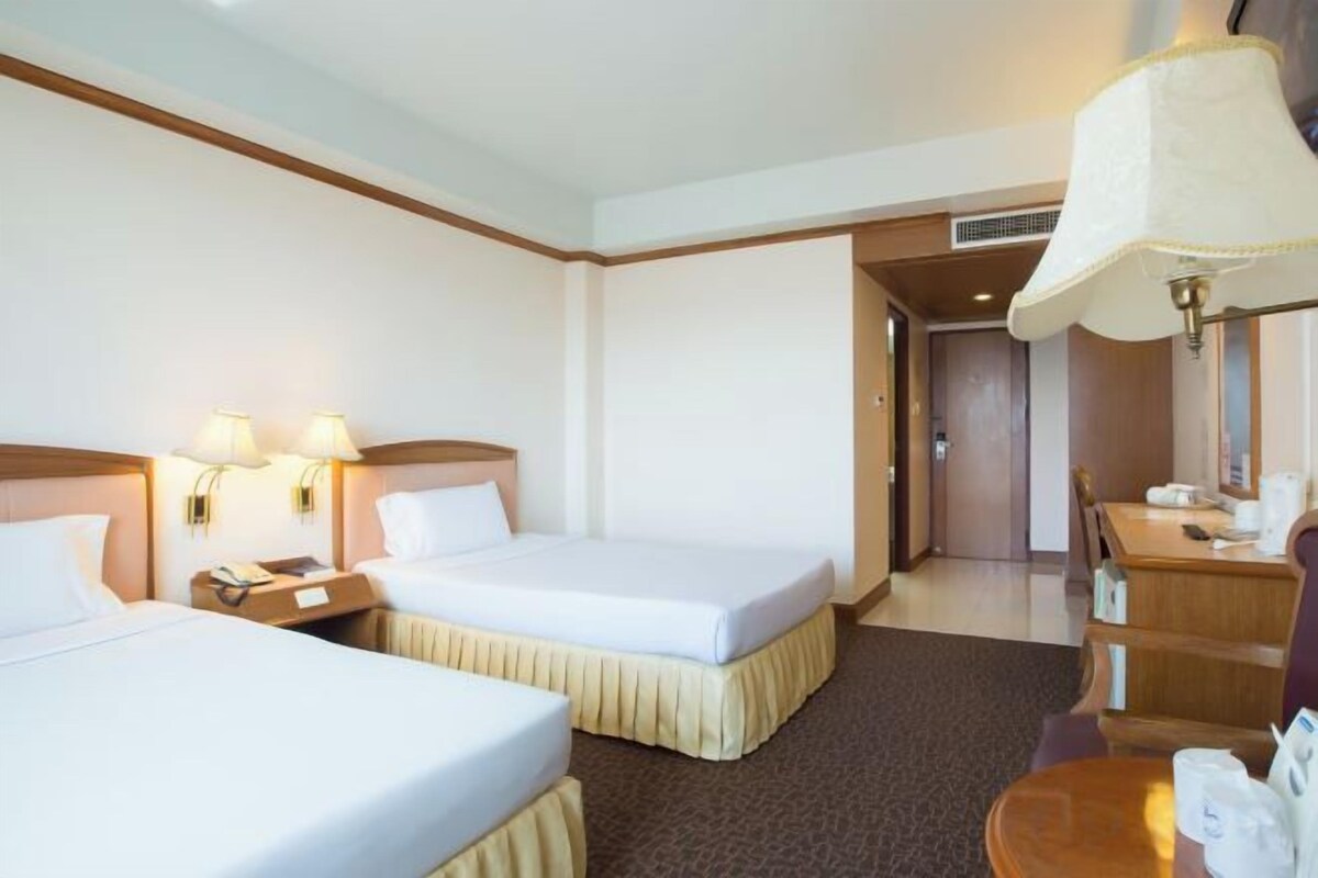 Minibar, in-room safe, desk, blackout drapes