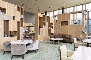 Executive lounge - PARKROYAL COLLECTION Pickering, Singapore (Singapore)
