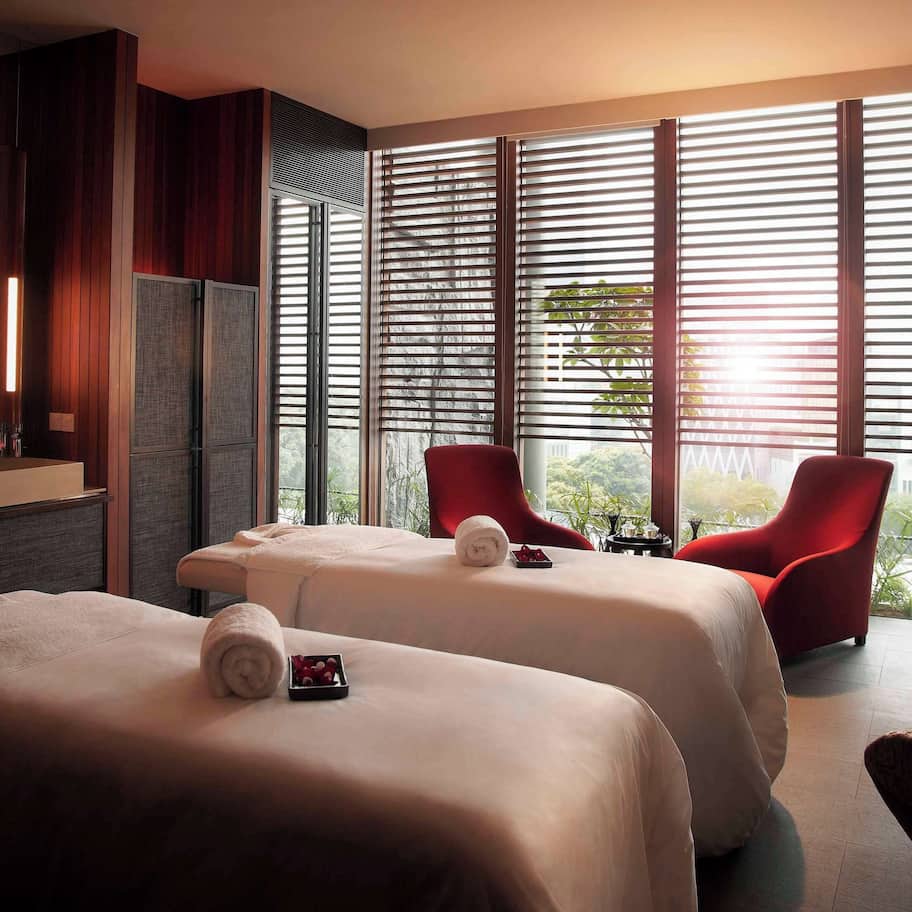 Hot tub, steam room, body treatments, aromatherapy, facials