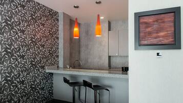 Suite estudio, 2 camas Queen size | Servicios de la habitación