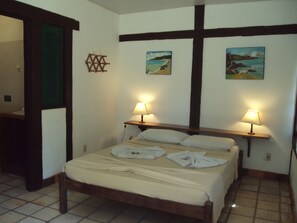 Dobbeltrom – standard | Minibar, safe på rommet, strykejern/-brett og wi-fi (inkludert)