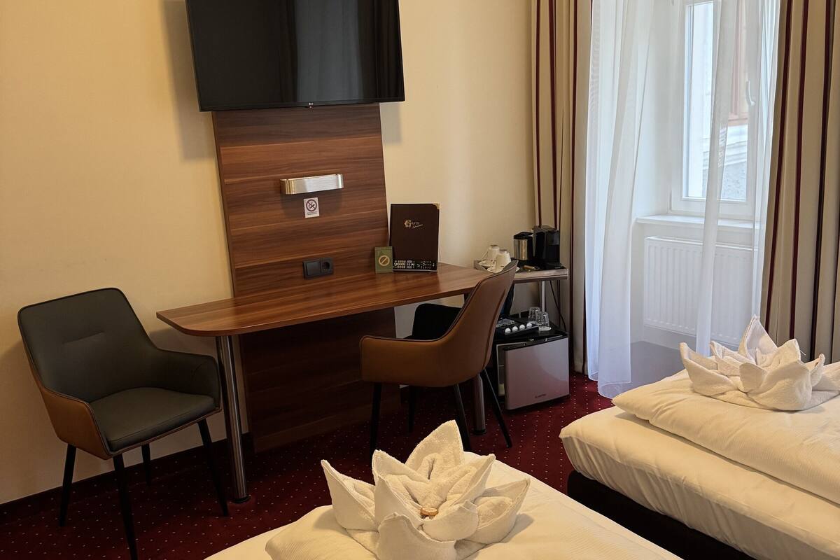 standard single room, city view | premium bedding, pillow-top beds, desk, laptop workspace