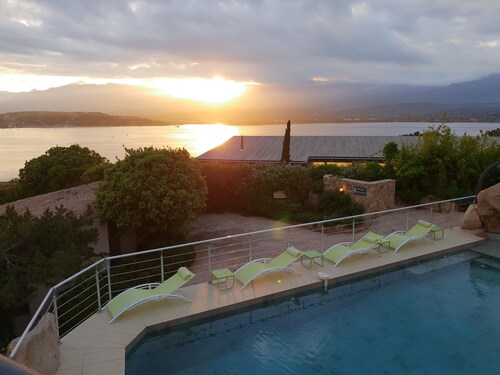 Private Hotel - Adults Only