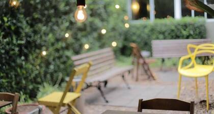 Okupe Pousada & Hostel Jardins