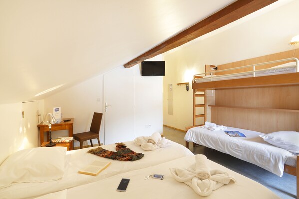 Classic Quadruple Room | In-room safe, individually decorated, individually furnished, desk