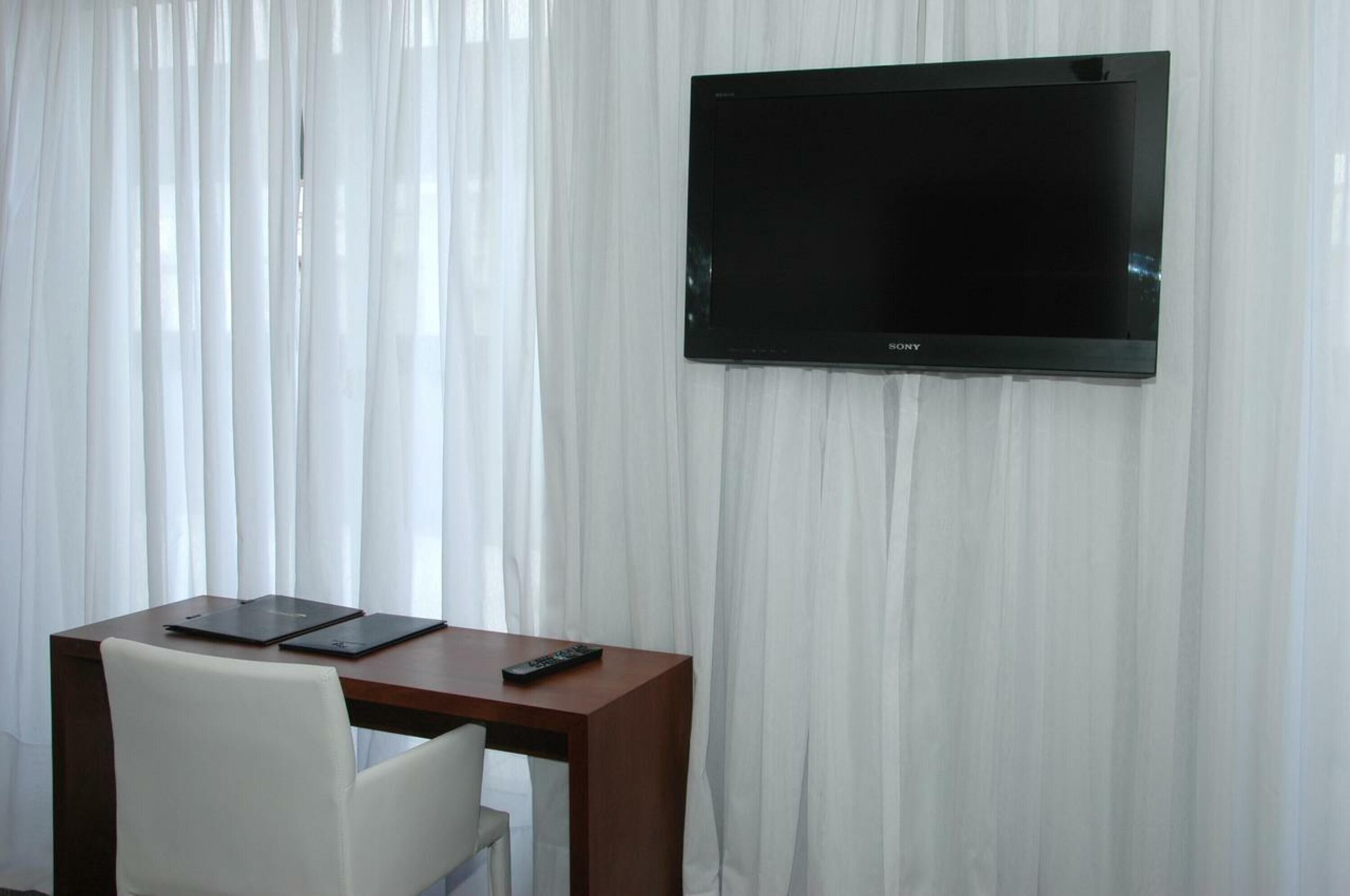 Superior Double Room | Premium bedding, down duvets, minibar, in-room safe