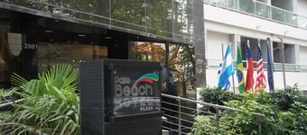 Palm Beach Plaza Hotel