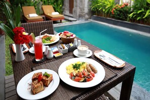 Daily cooked-to-order breakfast (IDR 200000 per person) - Nyuh Bali Luxury Villas (Seminyak)