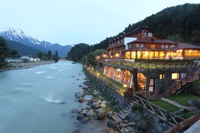 Hotel Heevan Pahalgam