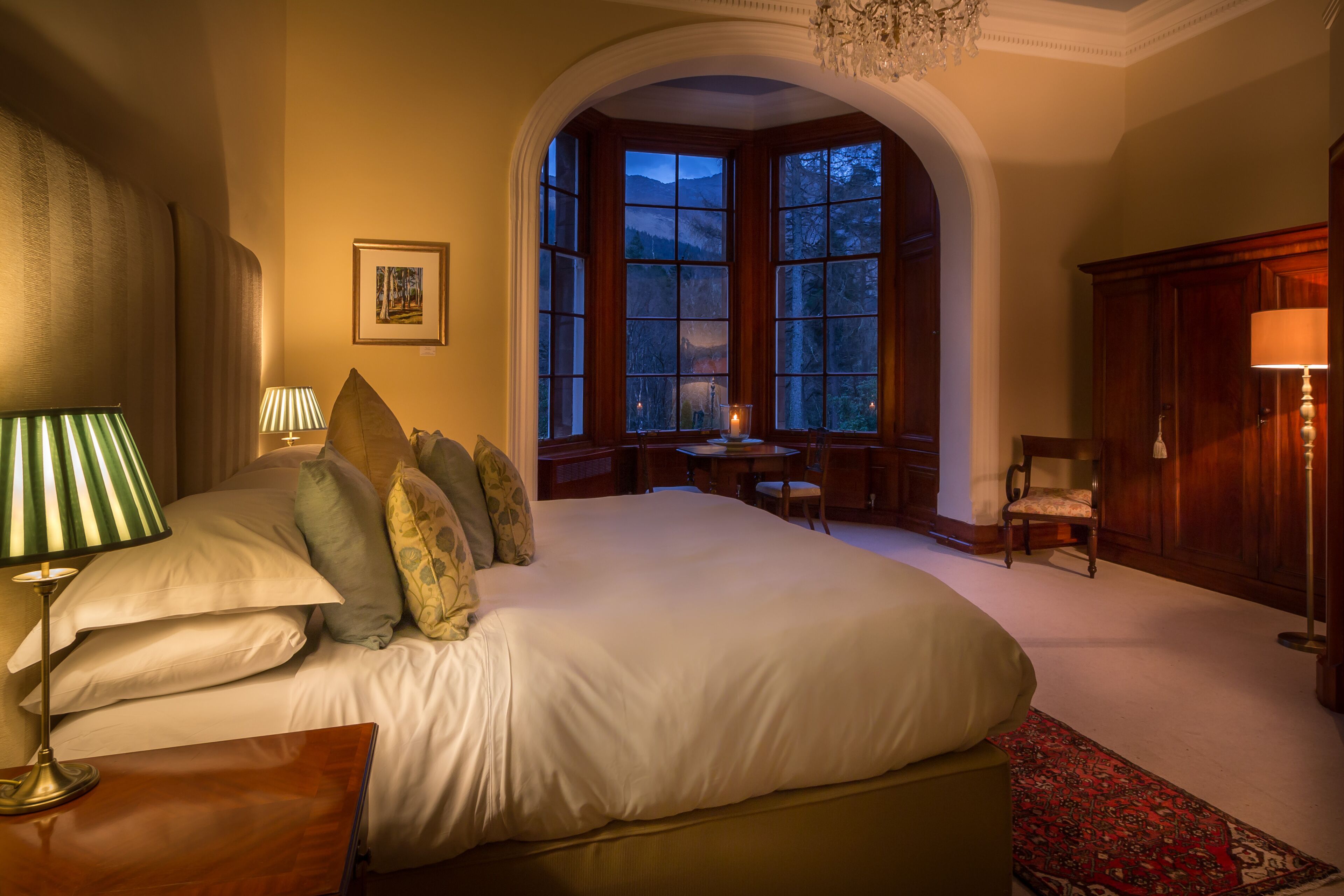 Glencoe House Suite with Hot Tub No.2 | Egyptian cotton sheets, premium bedding, minibar, individually decorated
