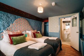Superior Twin Room, Ensuite (Or) - The Chagford Inn (Newton Abbot)