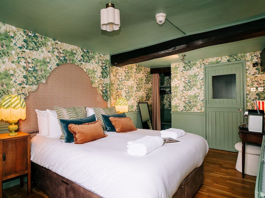 Traditional Double Room, Ensuite (Hound)