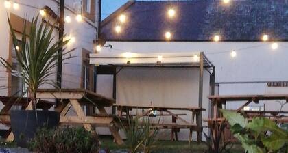 The Captain Cook Inn