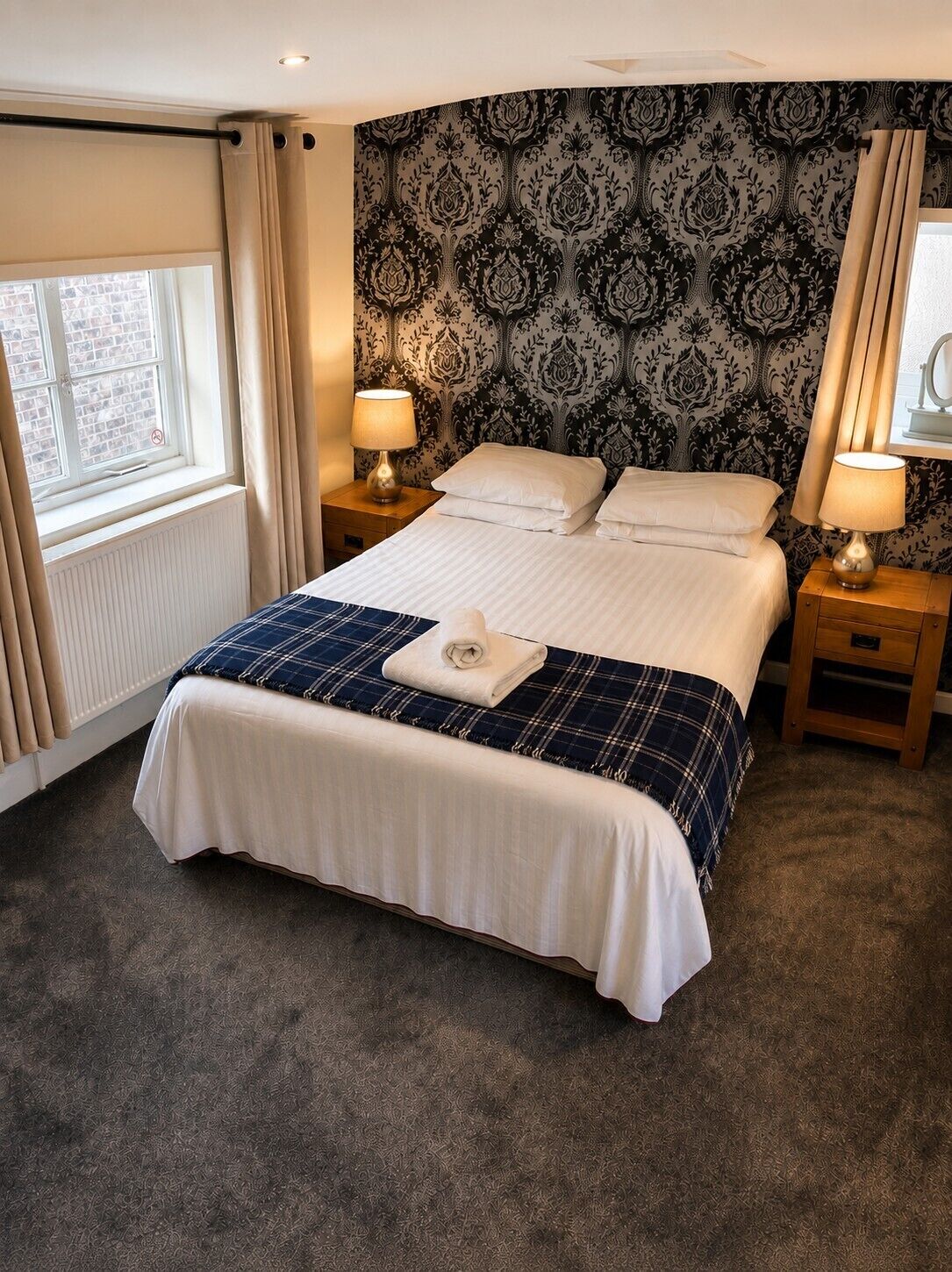 Double Room (Stump Cross) | Desk, laptop workspace, individually decorated, individually furnished