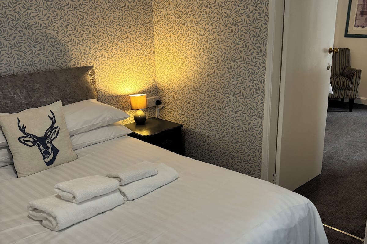 Trippelrum - eget badrum (The Swale) | Individuell inredning, unika möbler, skrivbord och arbetsyta för laptop