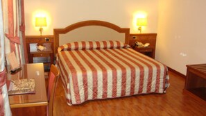 1 bedroom, Egyptian cotton sheets, in-room safe, desk