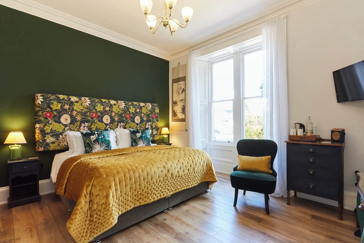 Deluxe Double or Twin Room, Ground Floor (Orchid Room) | Iron/ironing board, free WiFi, bed sheets