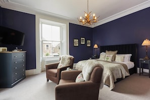 Double Room, 1 King Bed (Thistle Room) | Iron/ironing board, free WiFi, bed sheets