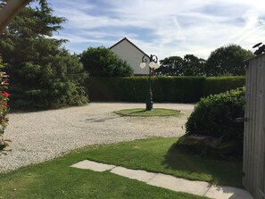 Front of property - Rolands Croft Guest House (Pontefract)