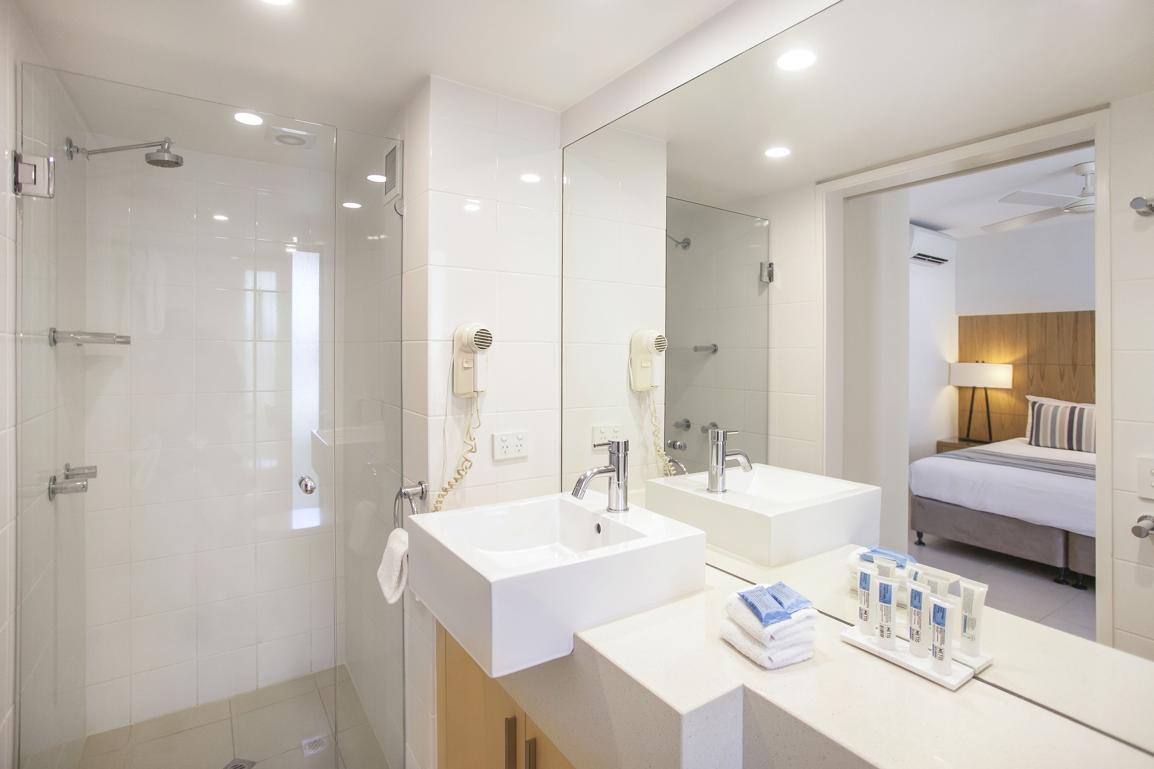 Maison Noosa Beachfront Resort — image 14