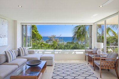 Maison Noosa Beachfront Resort