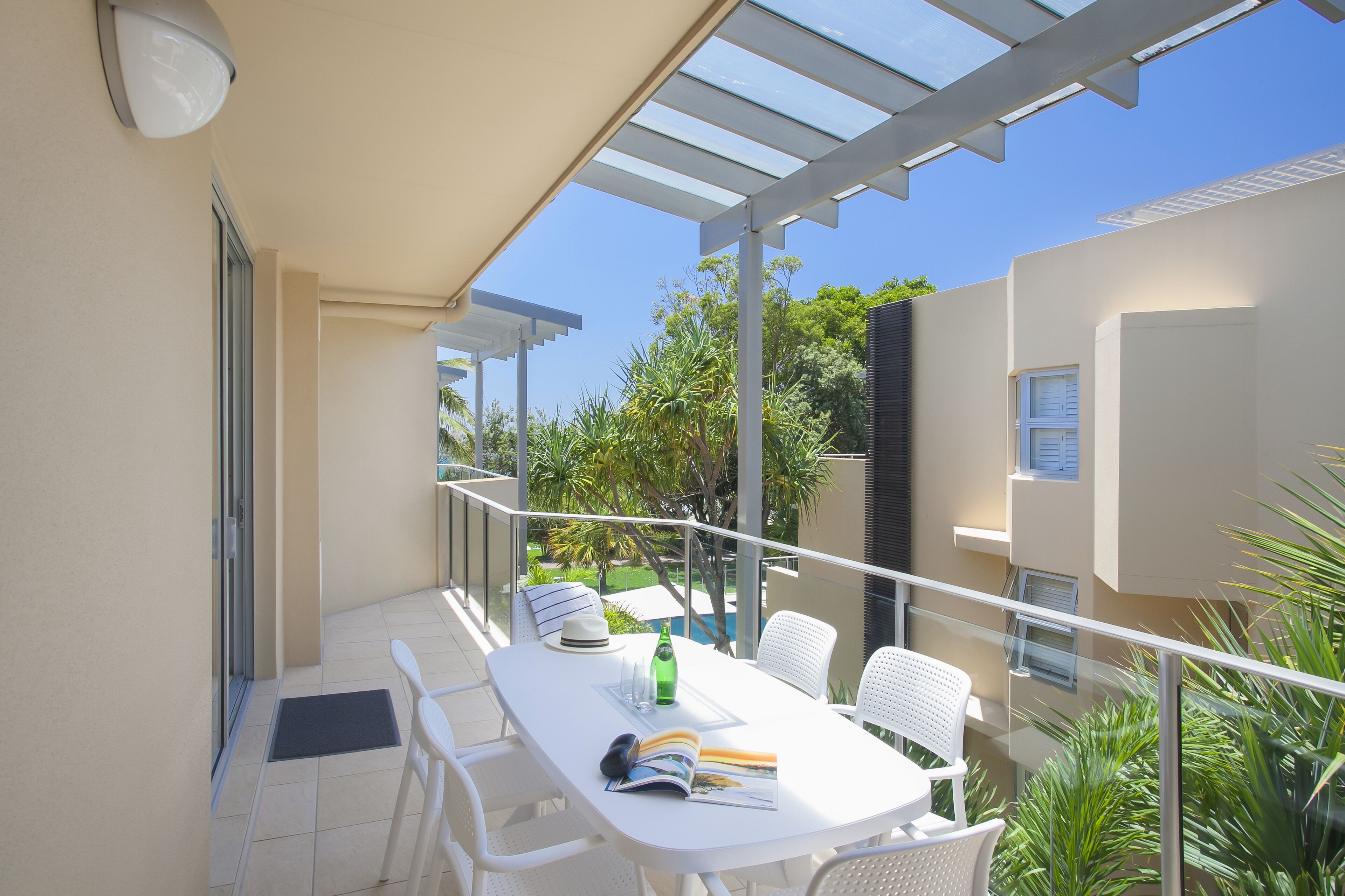 Maison Noosa Beachfront Resort — image 12