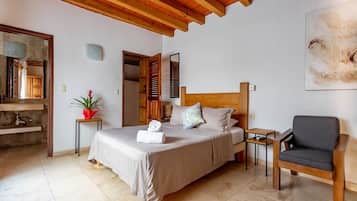 Basic Suite, 1 Queen Bed, Kitchen | 1 bedroom, premium bedding, in-room safe, iron/ironing board