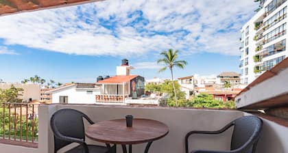 Olas Altas Suites