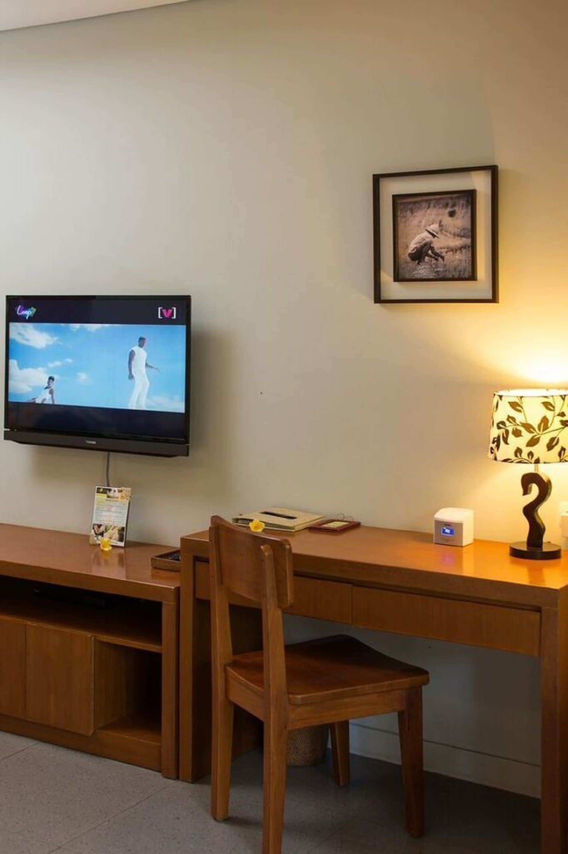 suite | room amenity