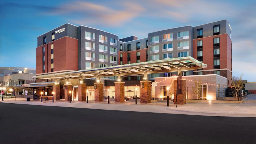 Courtyard by Marriott Lincoln Downtown