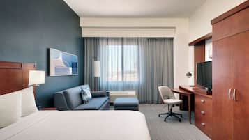 Desk, laptop workspace, iron/ironing board, rollaway beds