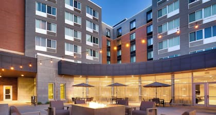 Courtyard by Marriott Lincoln Downtown
