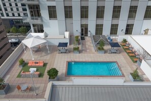Outdoor pool, pool loungers