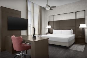 Premium bedding, in-room safe, desk, laptop workspace